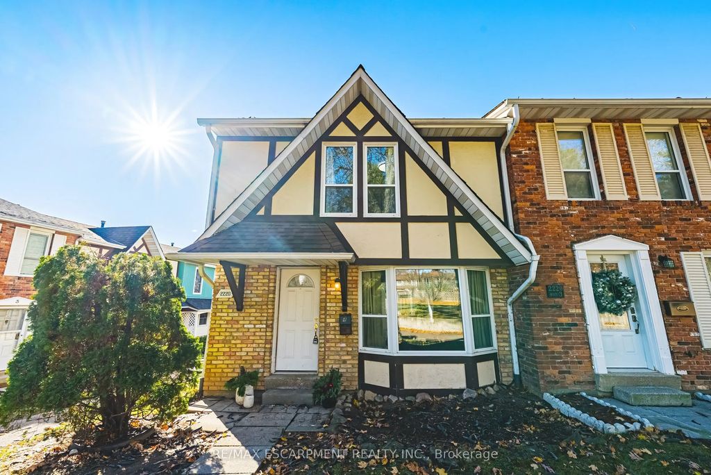 2220 Upper Middle Road 4, Burlington