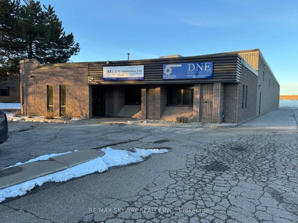 5 Automatic Road, Brampton
