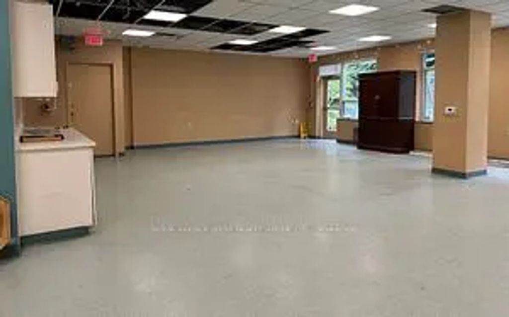 1447 N Royal York Road 110, Toronto W09