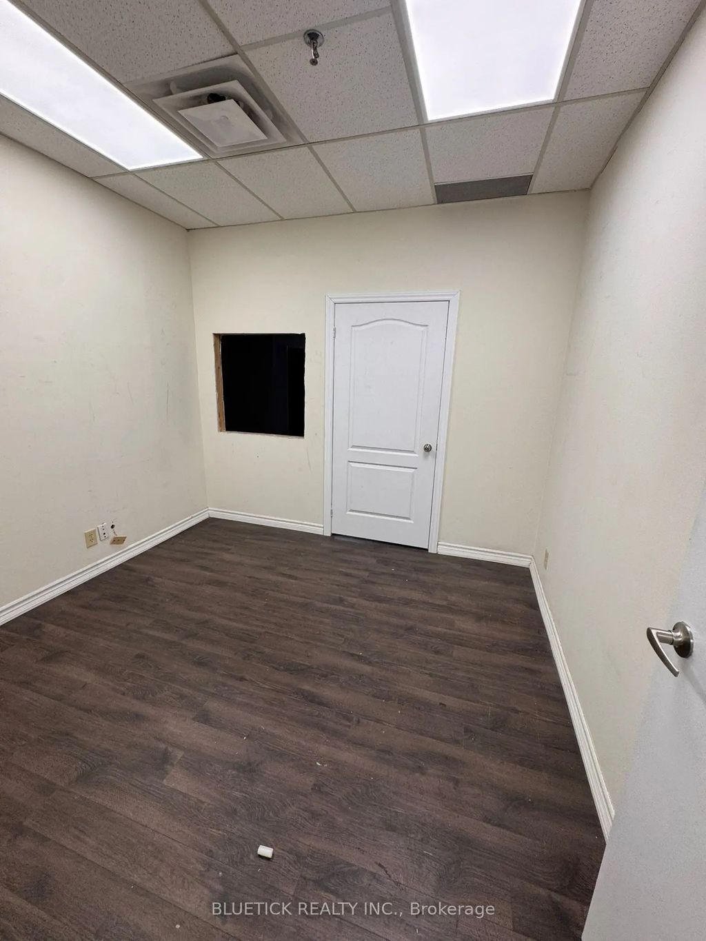 12 Bram Court 19, Brampton