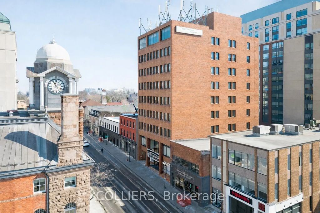 21 Queen Street E, Brampton