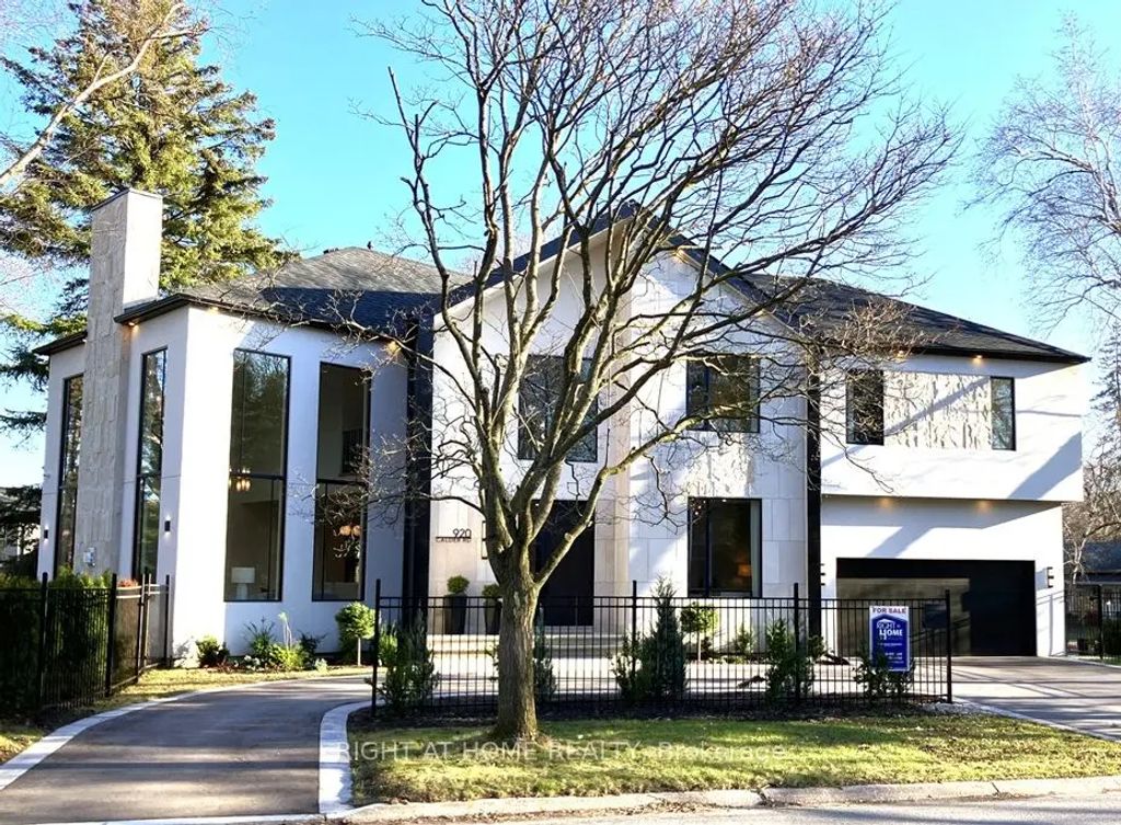 920 Calder Road, Mississauga