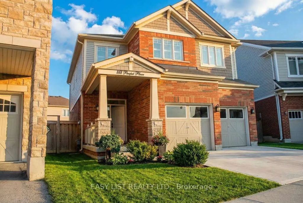 868 Paupst Place, Milton