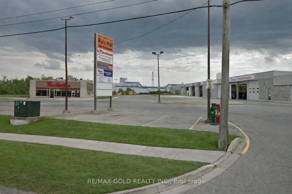 324 Broadway Avenue 2, Orangeville