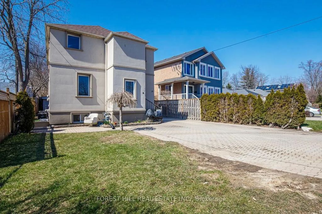 19 Troy Street, Mississauga