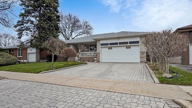 119 Brampton Road, Toronto W09