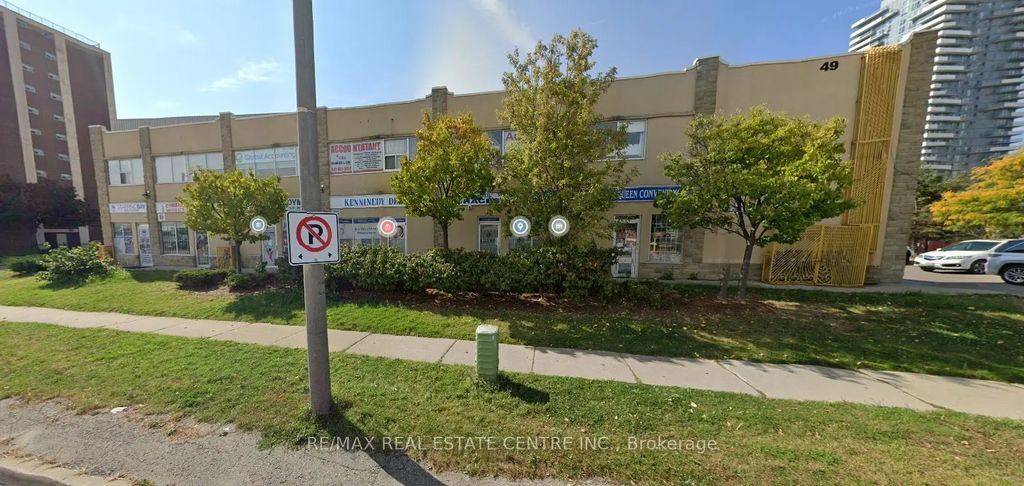 49 Hillcrest Avenue 202, Brampton