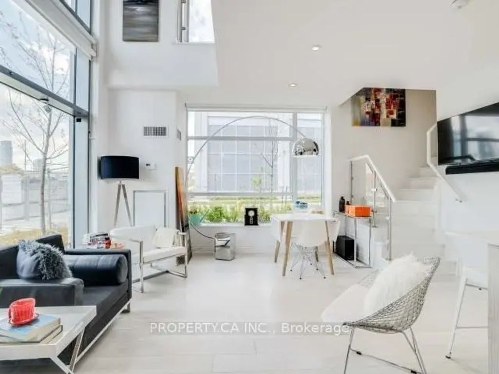 80 Marine Parade Drive Wl08, Toronto W06