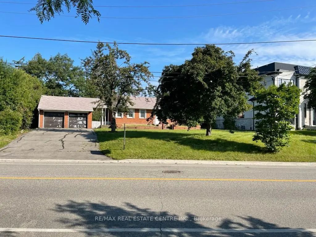 2431 Thorn Lodge Drive, Mississauga