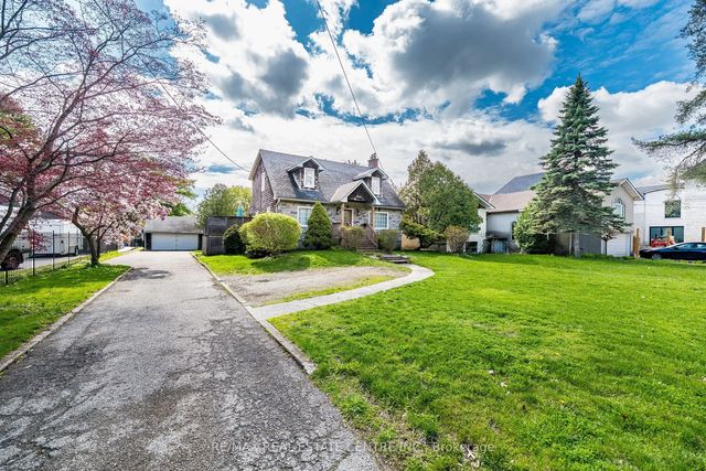 2212 Mississauga Road, Mississauga