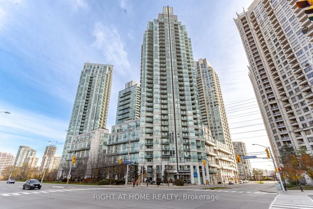 3939 Duke Of York Boulevard 1909, Mississauga