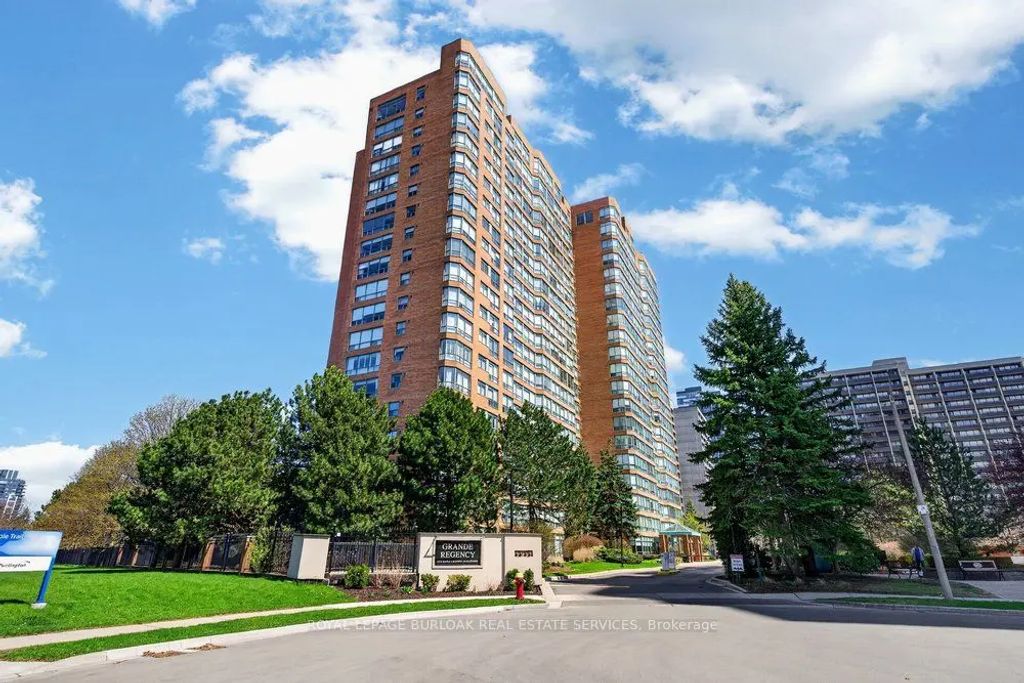 1276 Maple Crossing Boulevard 1503, Burlington