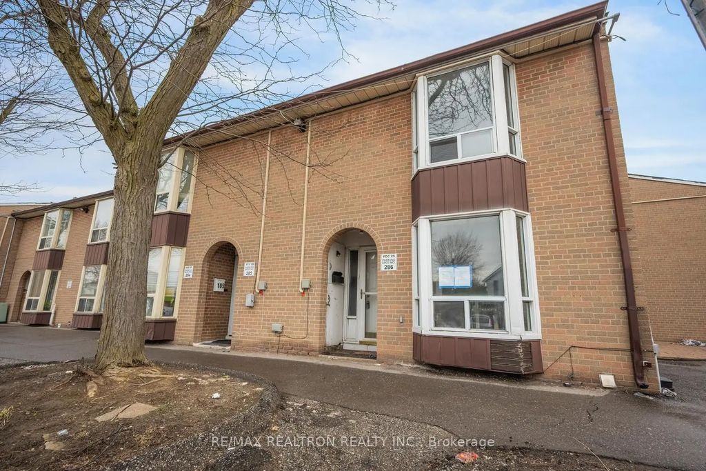 250 John Garland Boulevard 106, Toronto W10