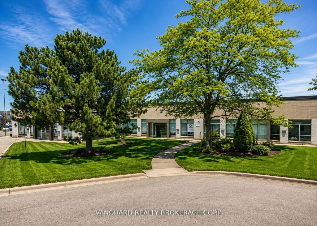 17 Canso Road 14, Toronto W10