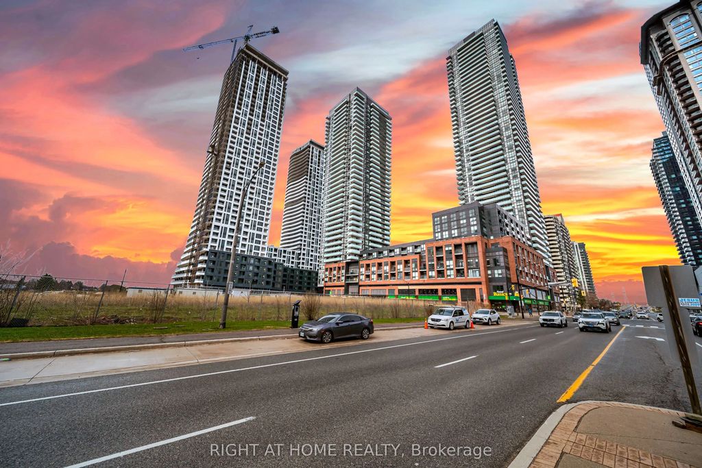 4130 Parkside Village Drive 3504, Mississauga