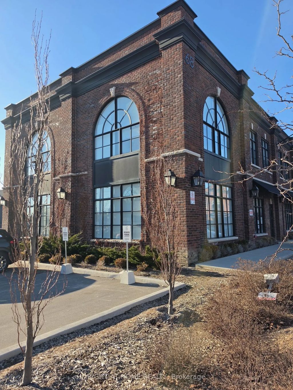 68 Jutland Road 2, Toronto W08