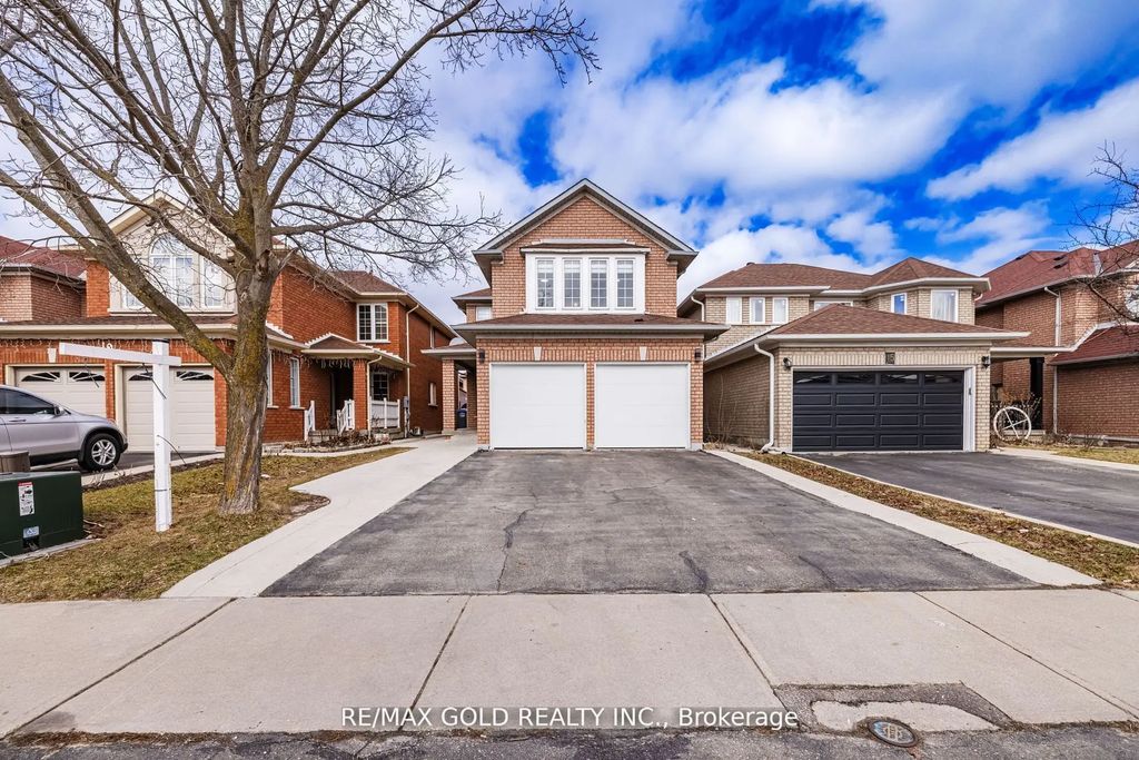 17 Dovesong Drive, Brampton
