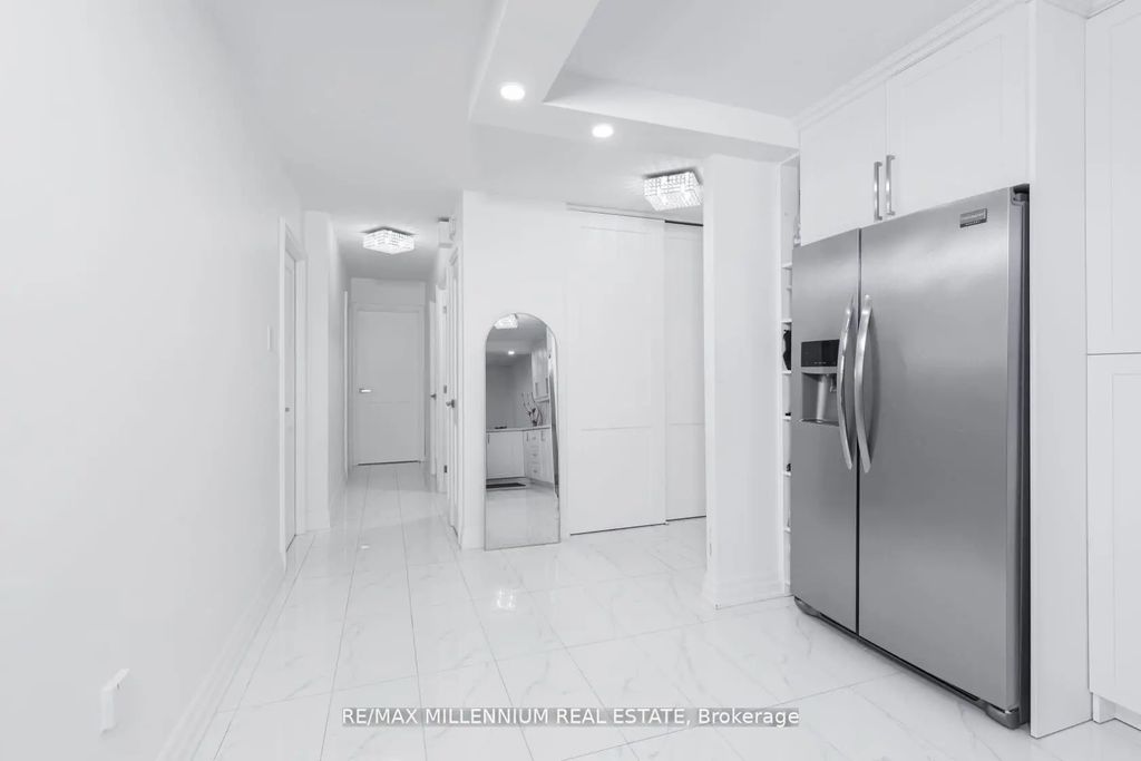 2645 Kipling Avenue W 706, Toronto W10