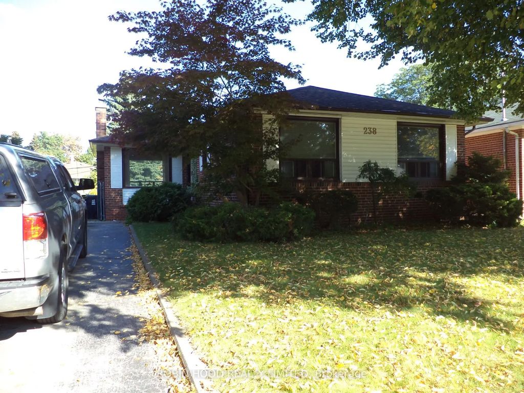 238 Thistle Down Boulevard, Toronto W10