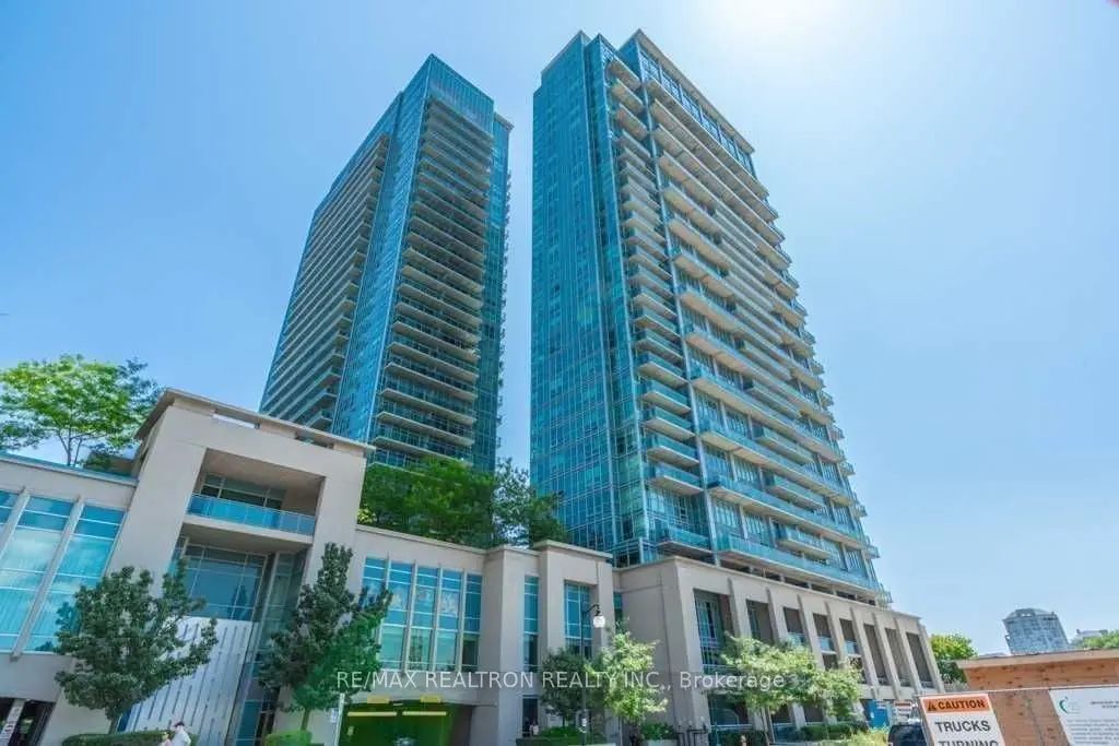 155 Legion Road N 308, Toronto W06