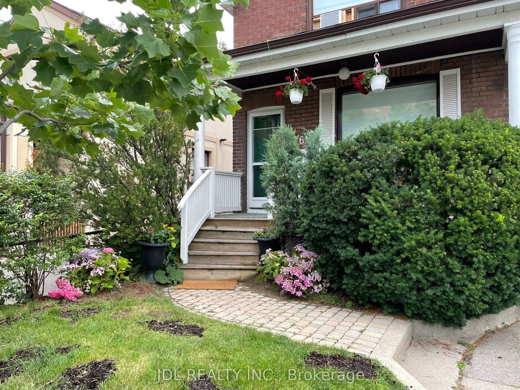 61 Guestville Avenue, Toronto W04