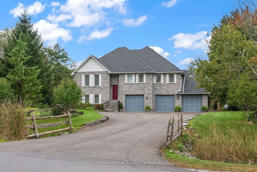 2091 Country Lane Court, Milton