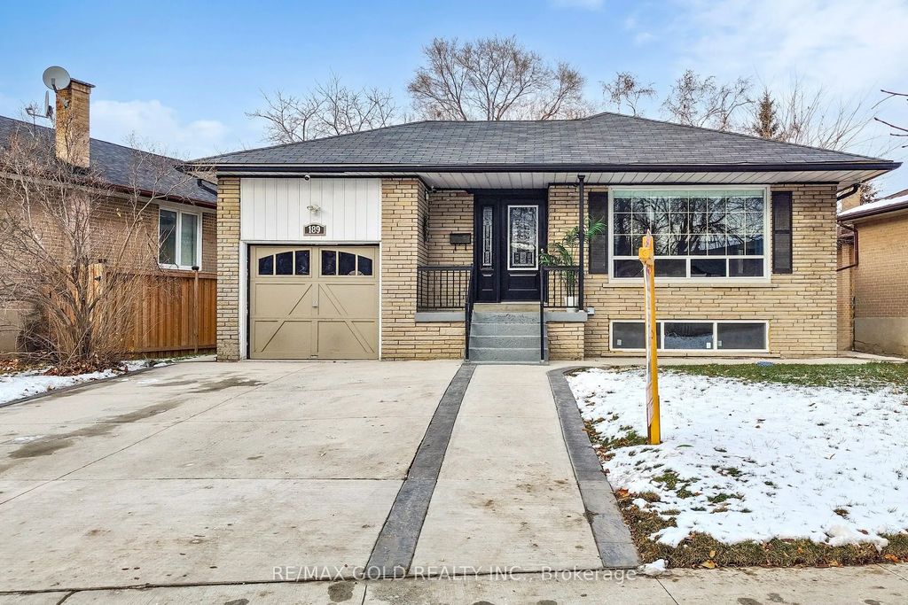 189 Kingsview Boulevard, Toronto W09