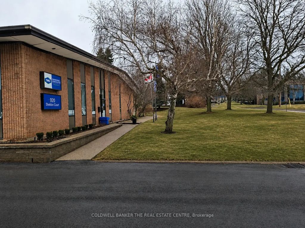 920 Sheldon Court, Burlington