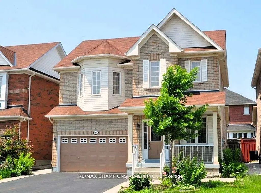 104 Masters Green Crescent, Brampton