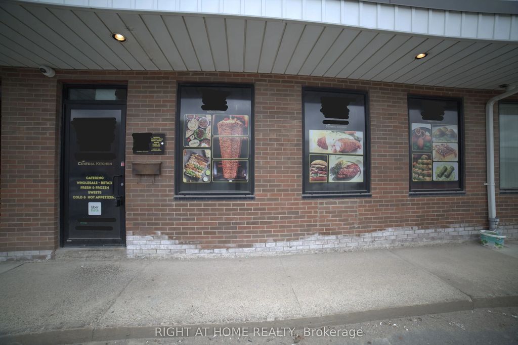 2465 Cawthra Road 112, Mississauga