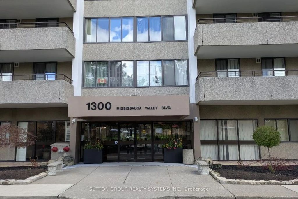 1300 Mississauga Valley Boulevard 504, Mississauga
