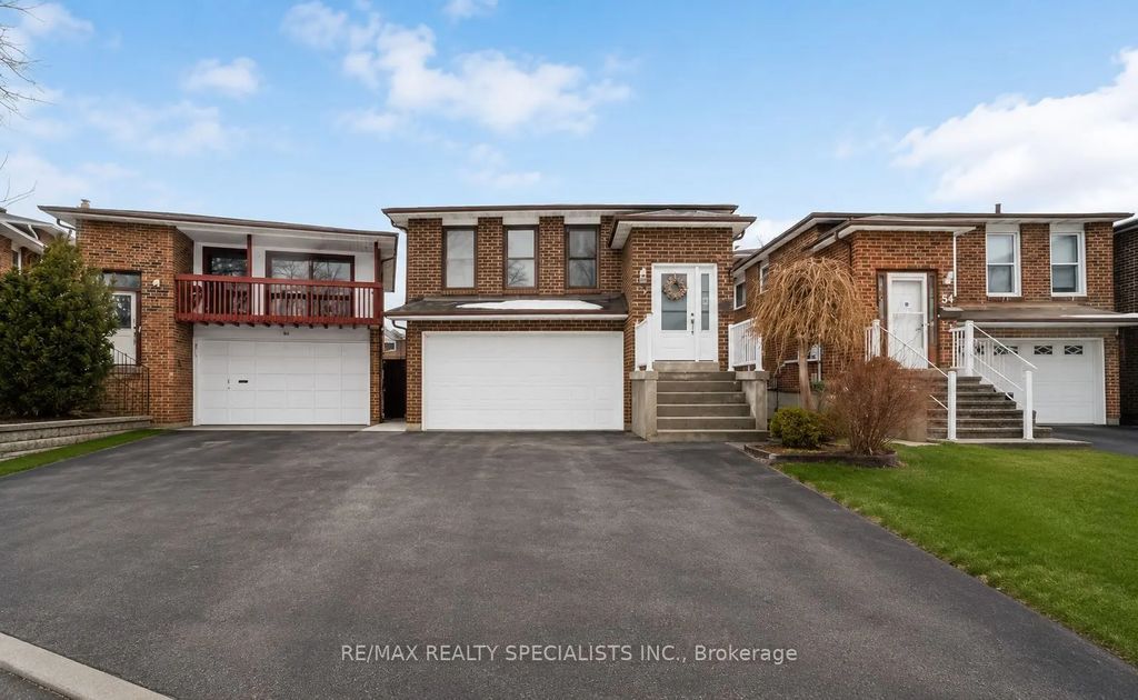 52 Maplehurst Square, Brampton