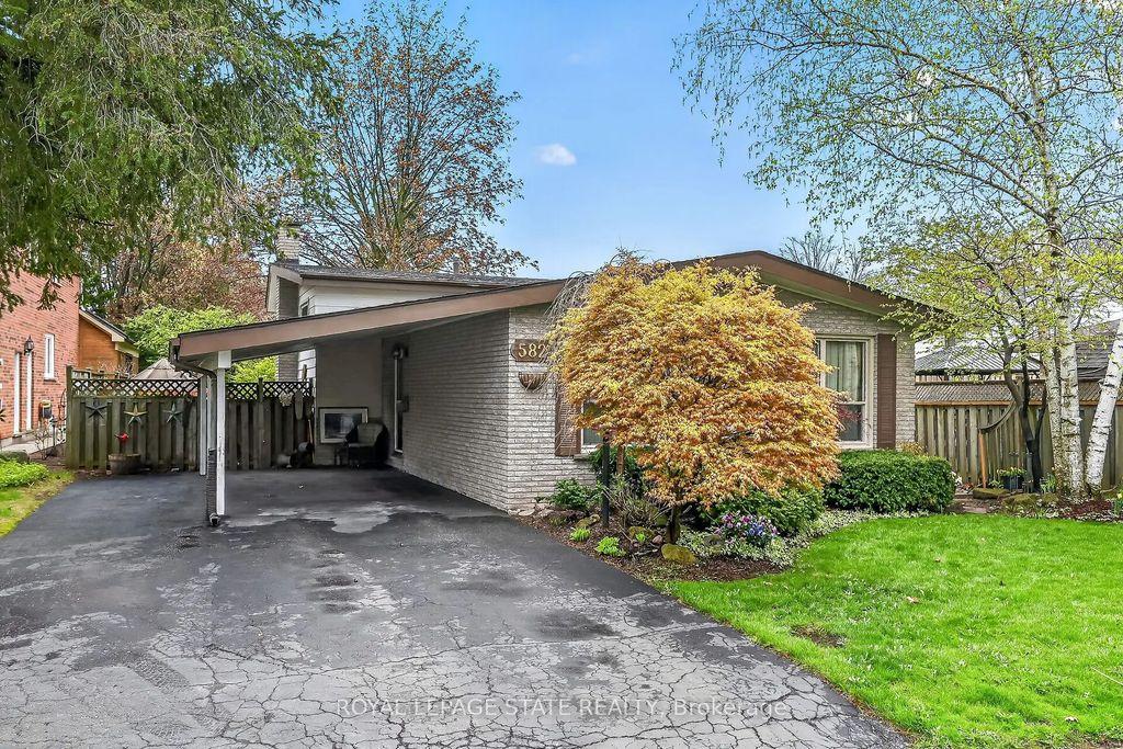 582 Woodview Road, Burlington