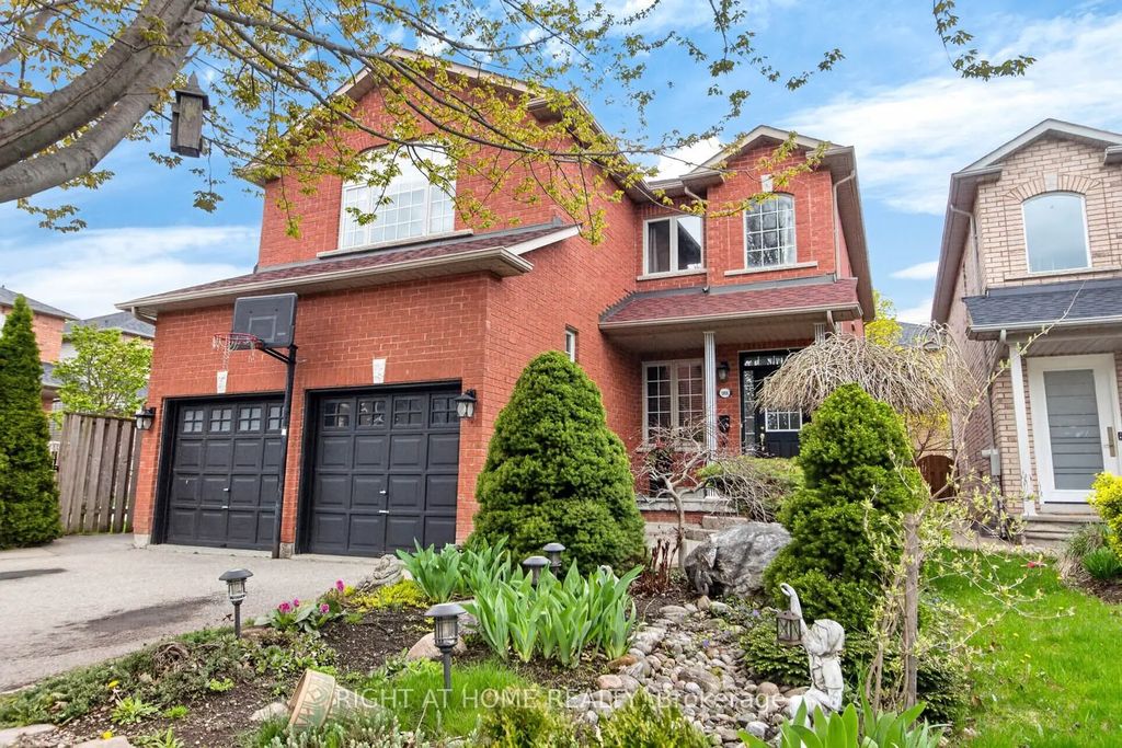5956 Rayshaw Crescent, Mississauga
