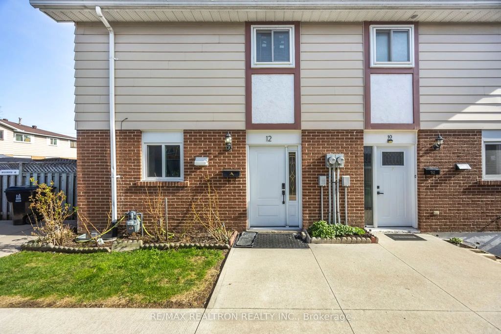12 San Vito Way, Toronto W05
