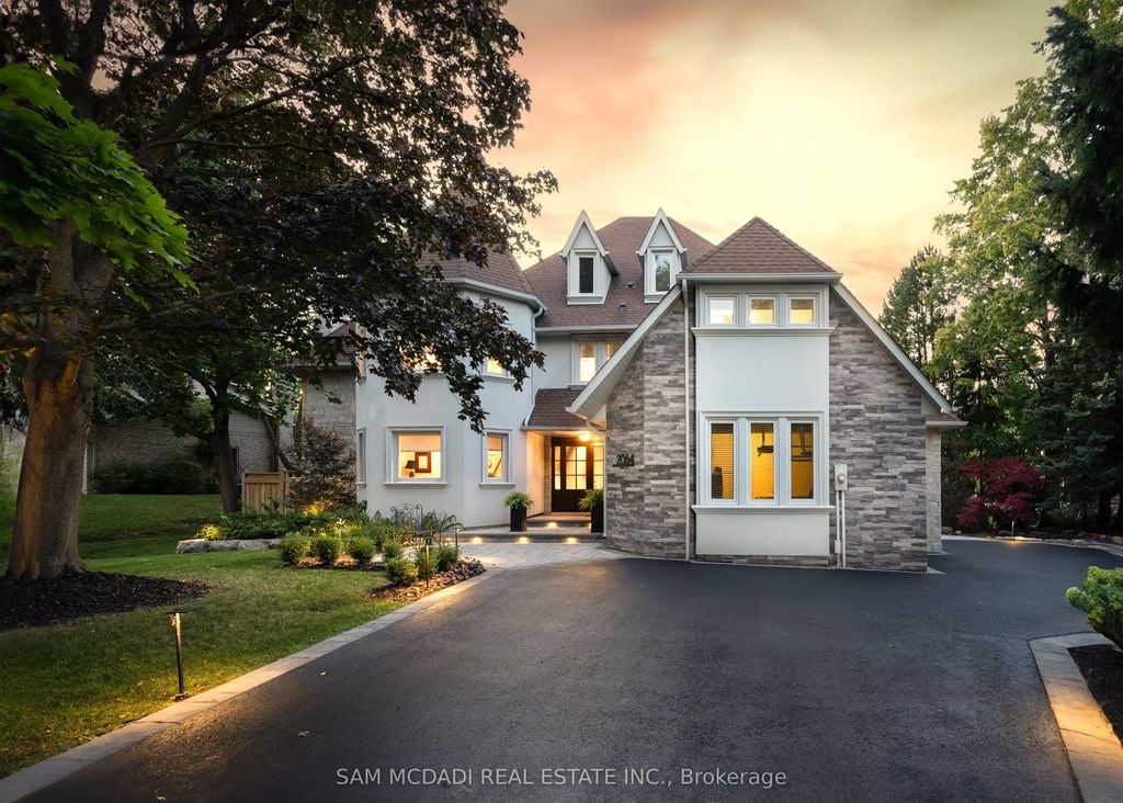 2064 Almira Court, Mississauga