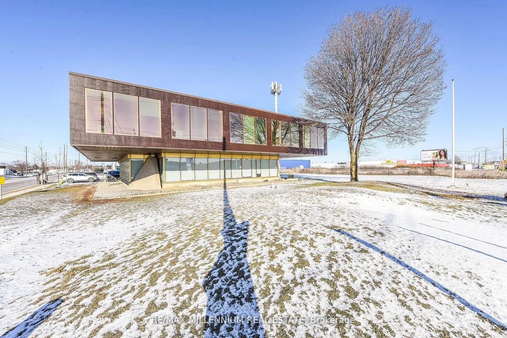1300 E Steeles Avenue E 216, Brampton