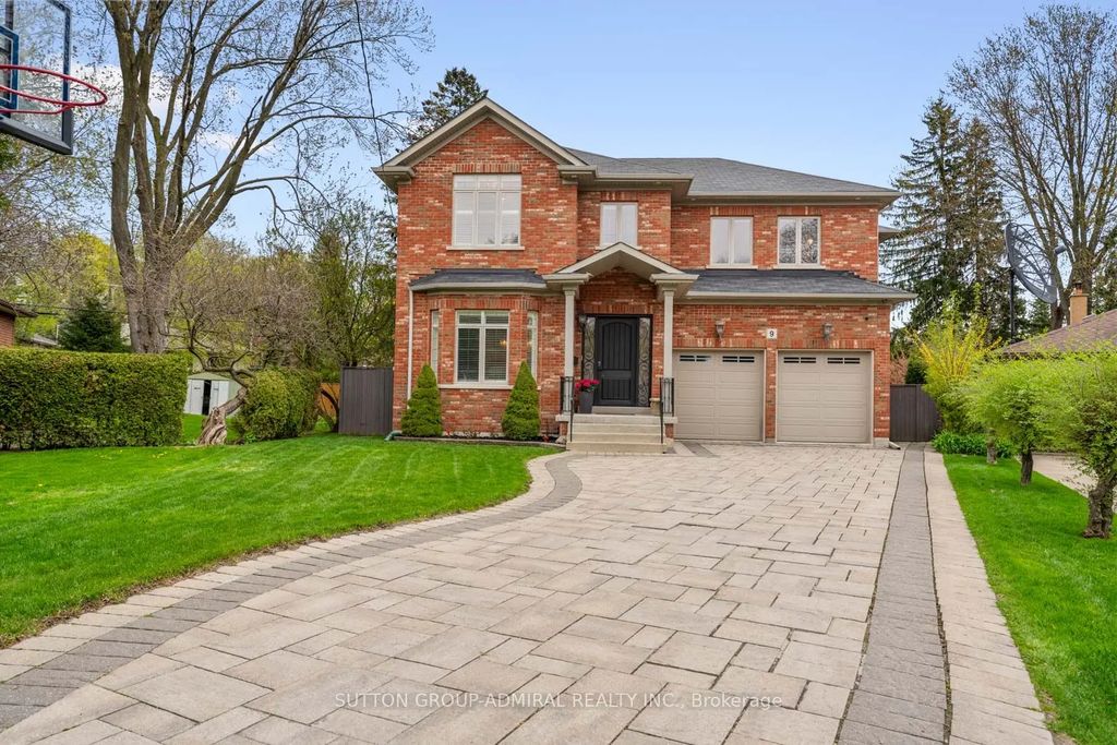 9 Cheshire Drive, Toronto W08