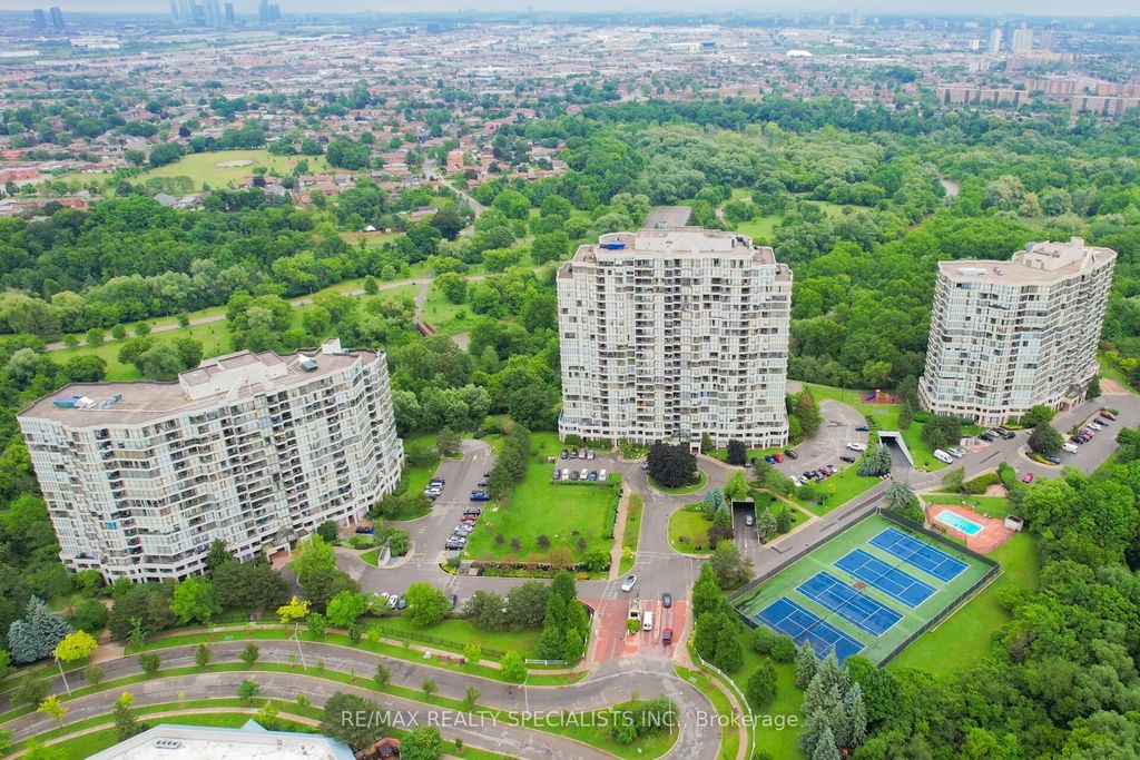 1 Rowntree Road 611, Toronto W10