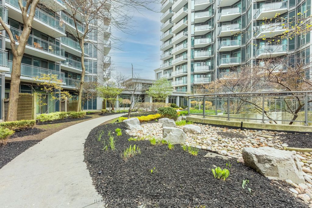 2119 Lake Shore Boulevard W 317, Toronto W06