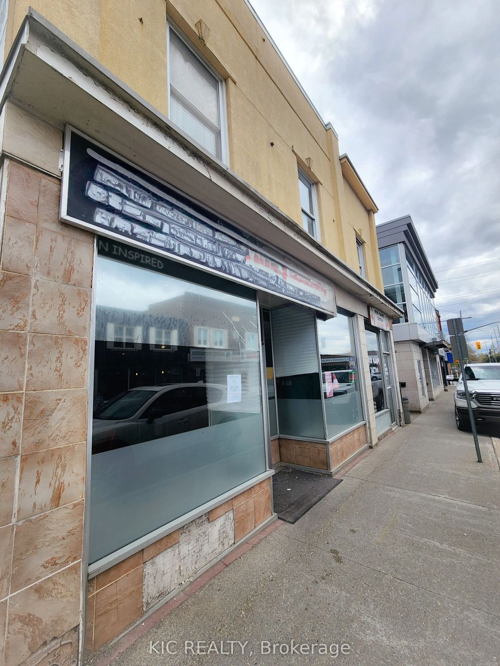 10 Mill Street E C, Halton Hills