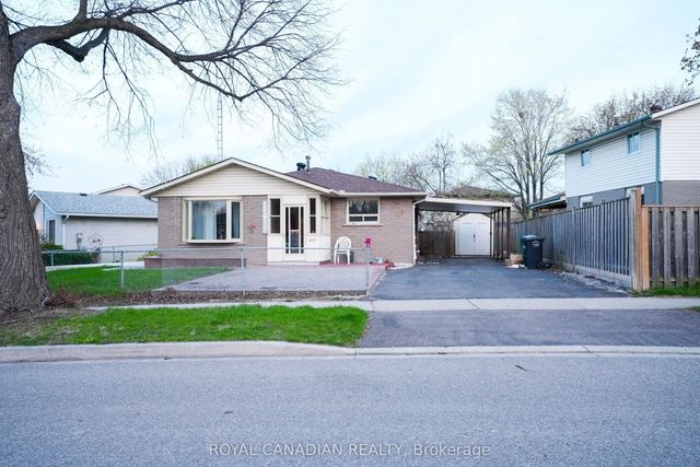 67 Sutherland Avenue, Brampton