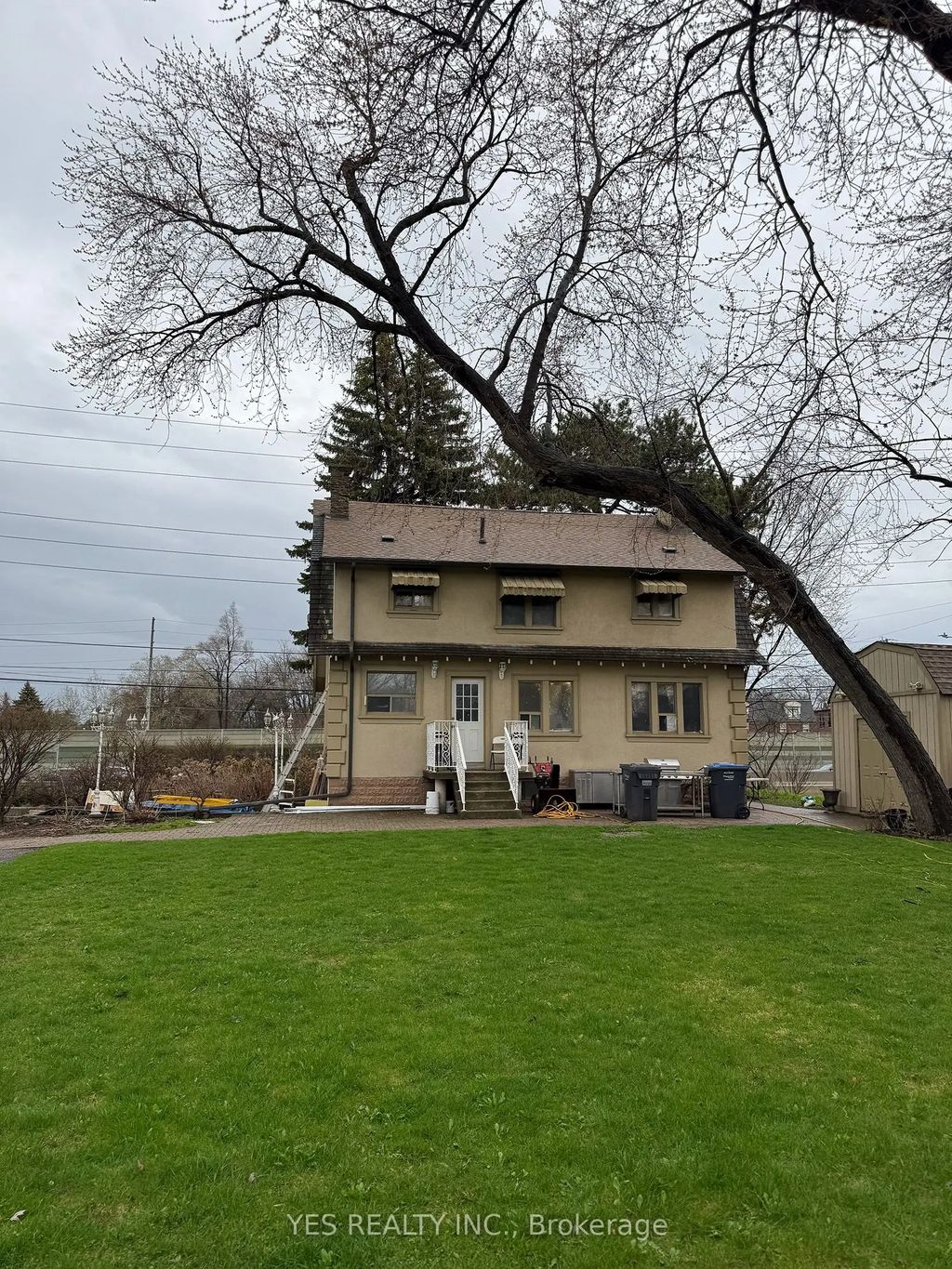 199 North Service Road, Mississauga