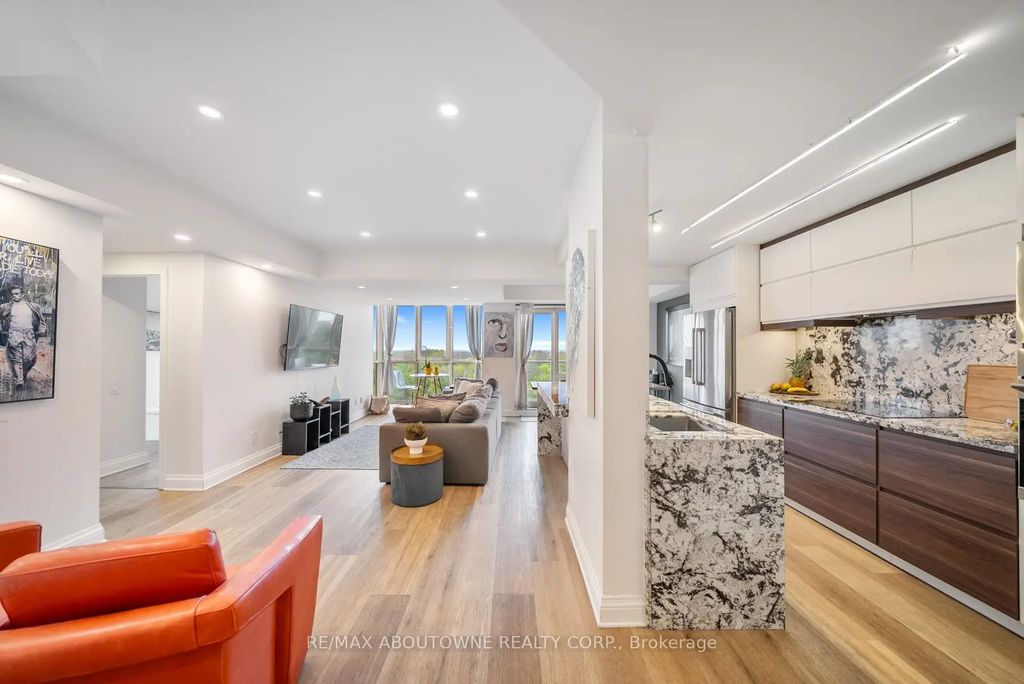 50 Old Mill Road 703, Oakville