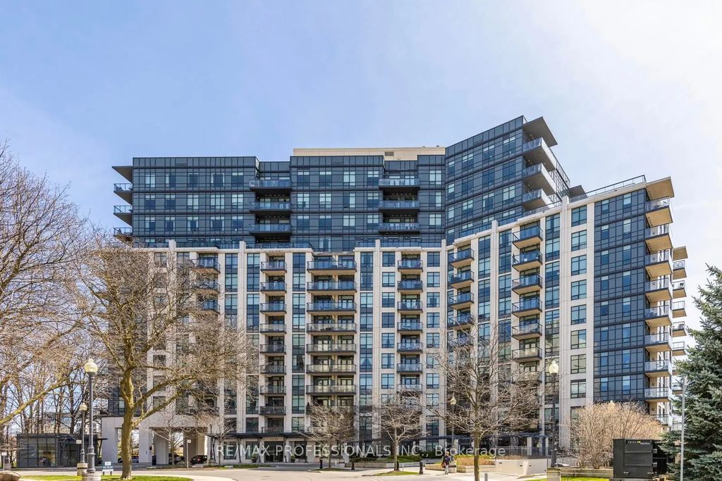 1135 Royal York Road 801, Toronto W08