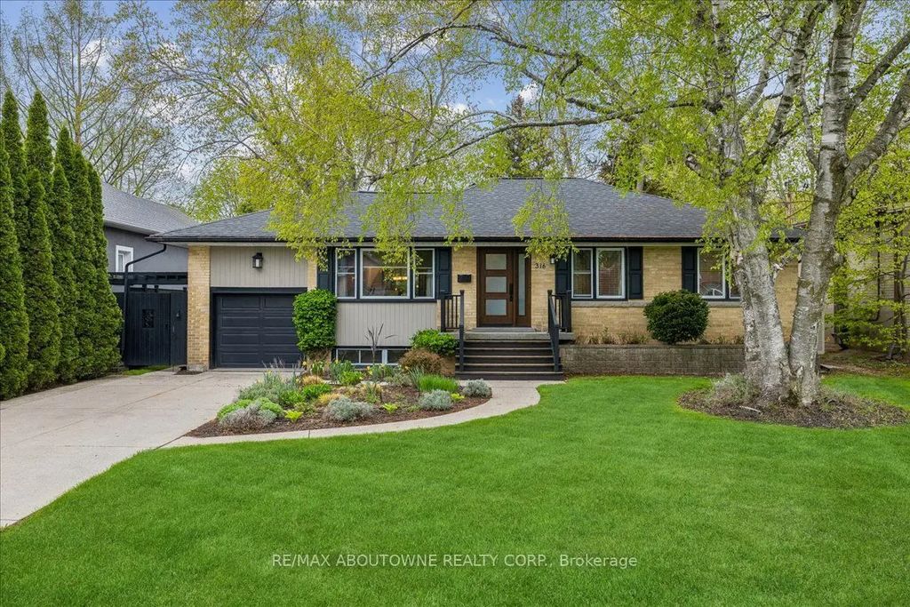316 River Side Drive, Oakville
