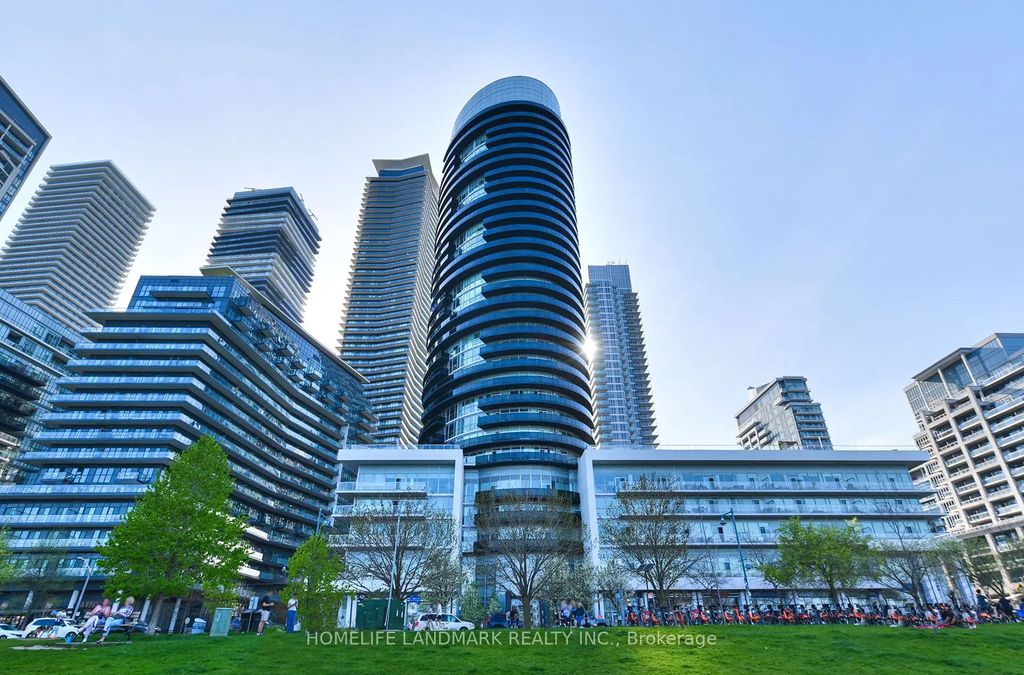 80 Marine Parade Drive 227, Toronto W06