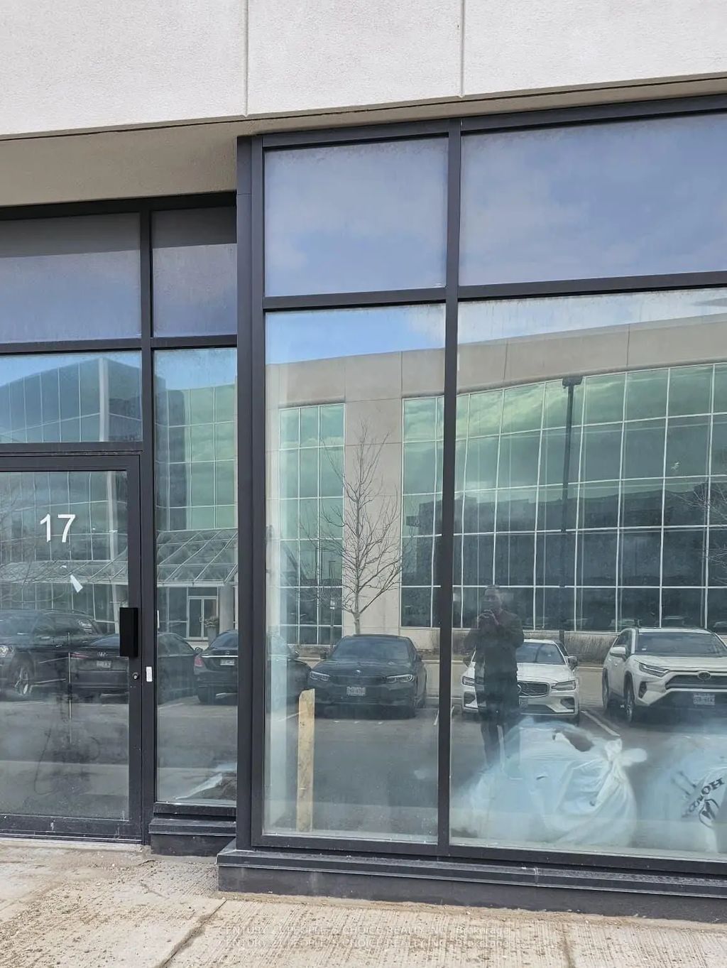 5270 Solar Drive 16, 17, Mississauga