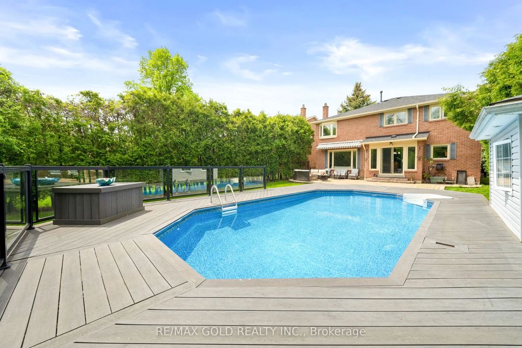 122 Barr Crescent, Brampton