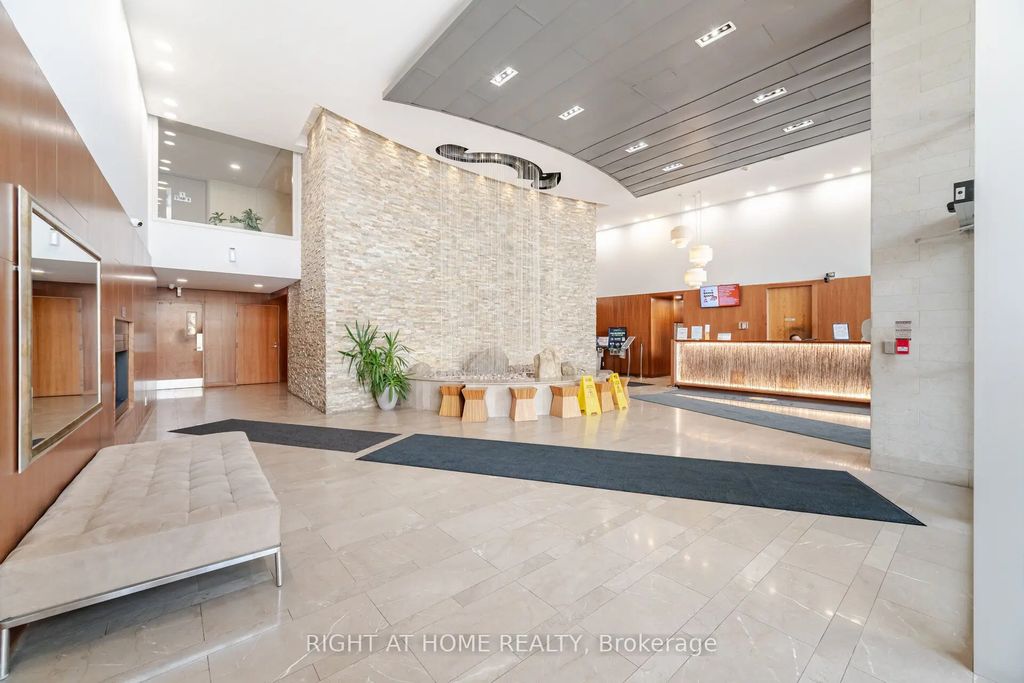 225 Webb Drive 2308, Mississauga